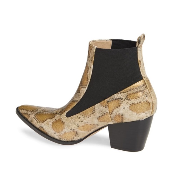 NWT-Coconuts by Matisse Snake-Print Bootie - Picture 8 of 10